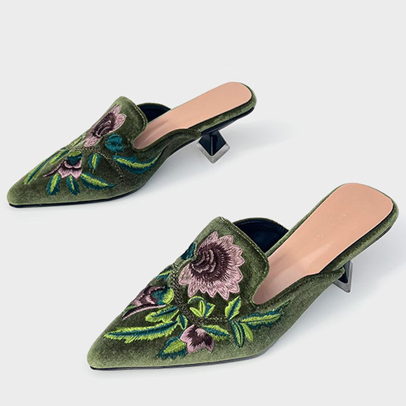 Embroidery Velour Women Shoes  - Embroidery Design บทวิจารณ์และราคา