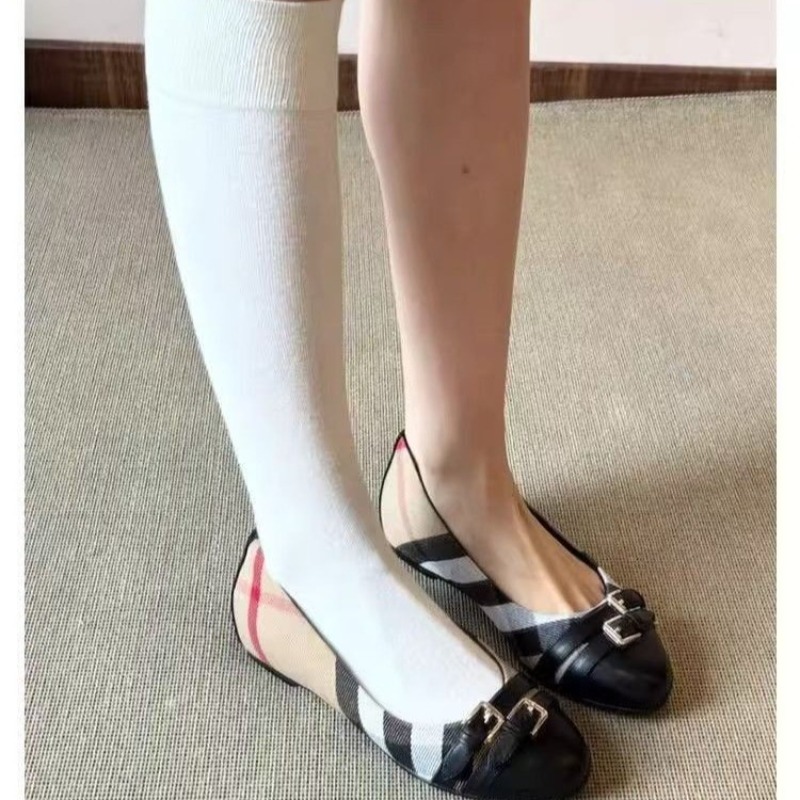 Fashion French Retro Style 202 - Embroidery Flat Shoes บทวิจารณ์และราคา