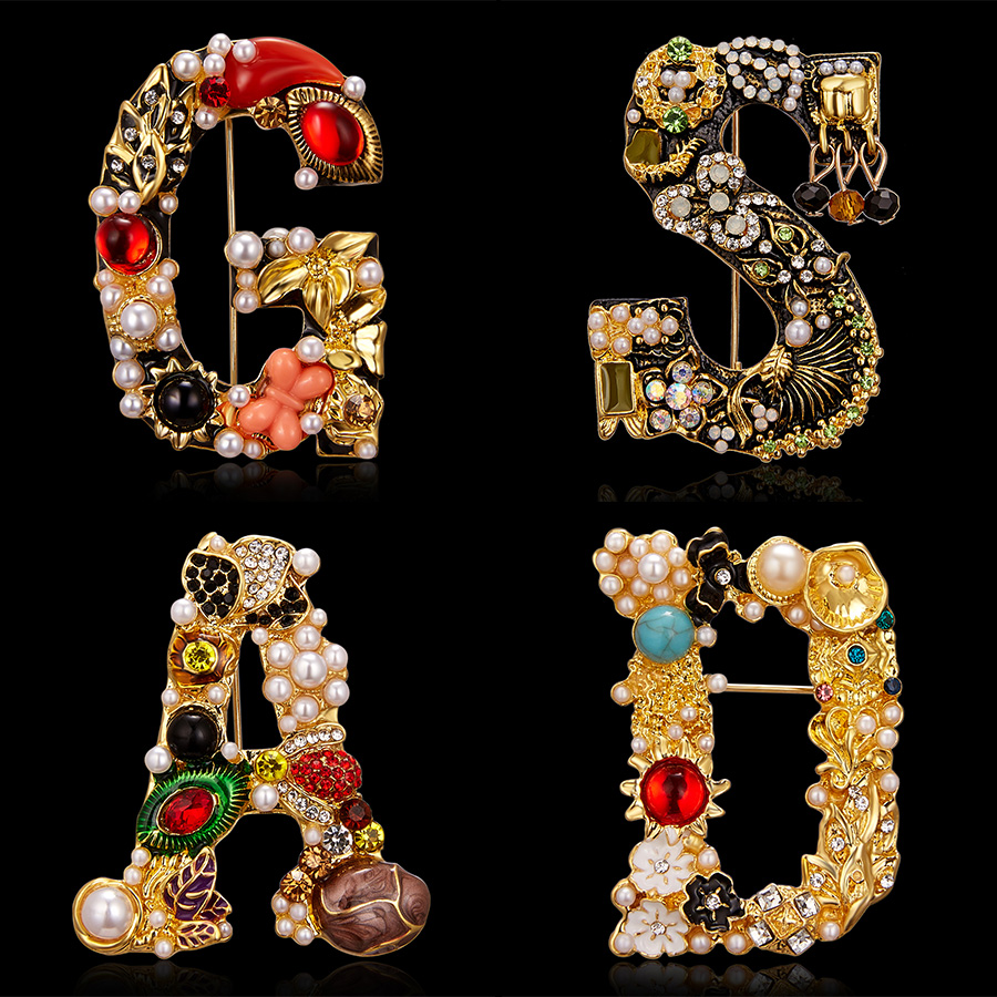 Fashion Enamel Pearl Rhineston - Embroidery Letter M บทวิจารณ์และราคา