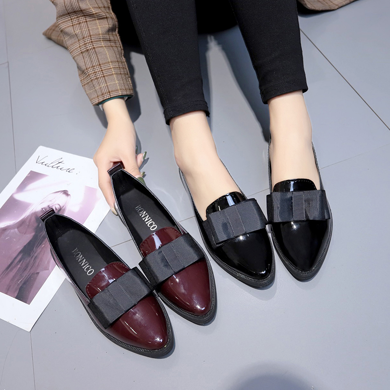 Black/ Wine Red Patent Leather - Embroidery Flat Shoes บทวิจารณ์และราคา