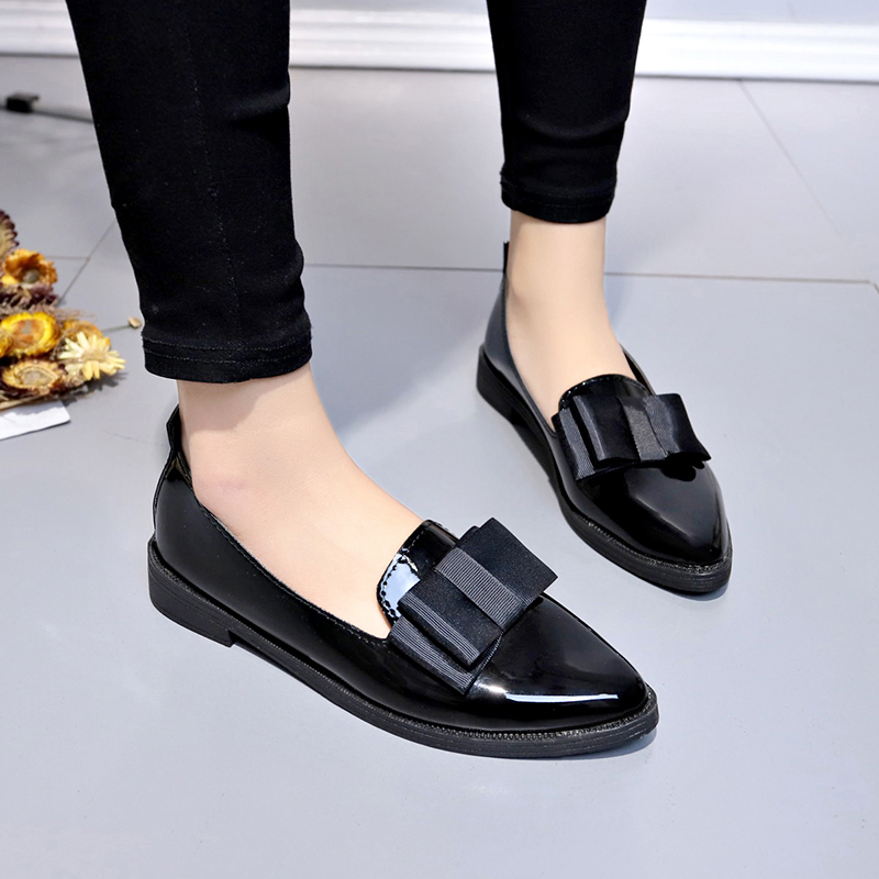 Black/ Wine Red Patent Leather - Embroidery Flat Shoes บทวิจารณ์และราคา