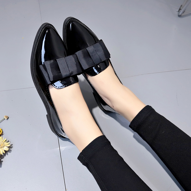 Black/ Wine Red Patent Leather - Embroidery Flat Shoes บทวิจารณ์และราคา