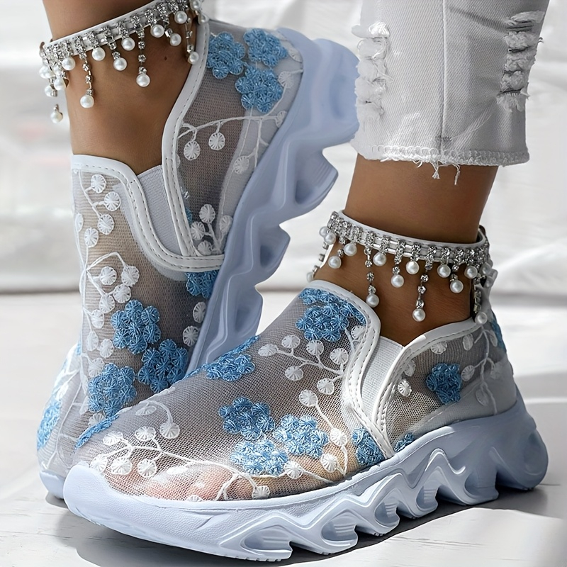 Women's Casual and Comfortable - Embroidery Design บทวิจารณ์และราคา