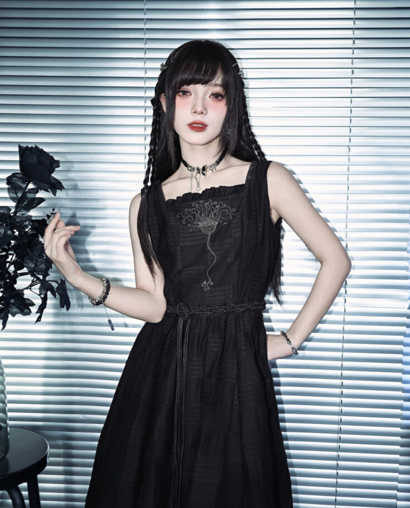 New Crinoid Embroidery Black D - Embroidery Dress บทวิจารณ์และราคา