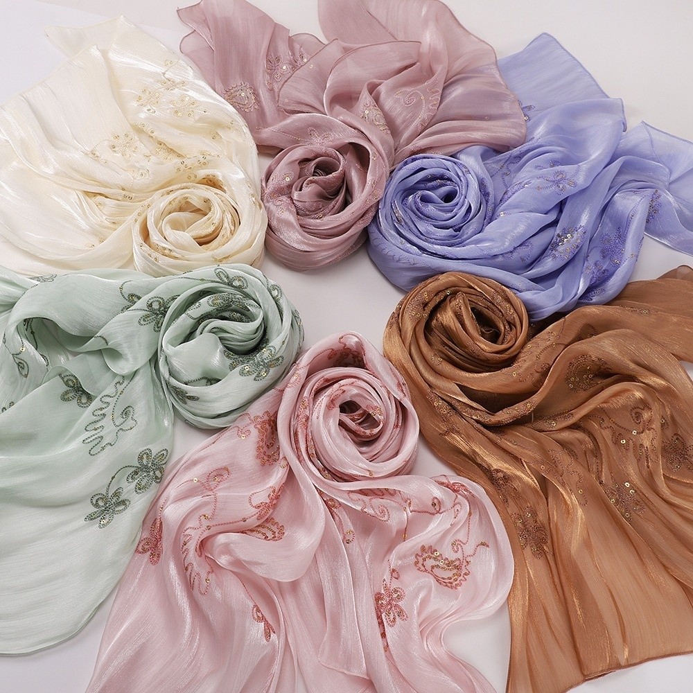 Elegant Hijab Shawl Embroidery - Embroidery Texture บทวิจารณ์และราคา