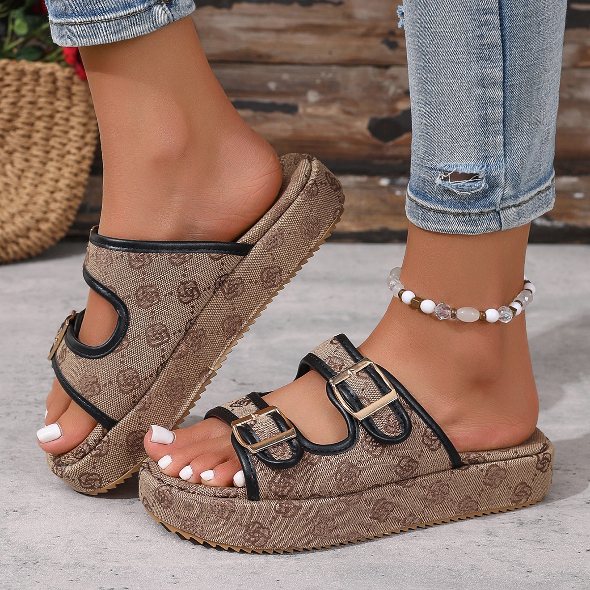 Women Slippers 2025 New Embroi - Embroidery Design บทวิจารณ์และราคา
