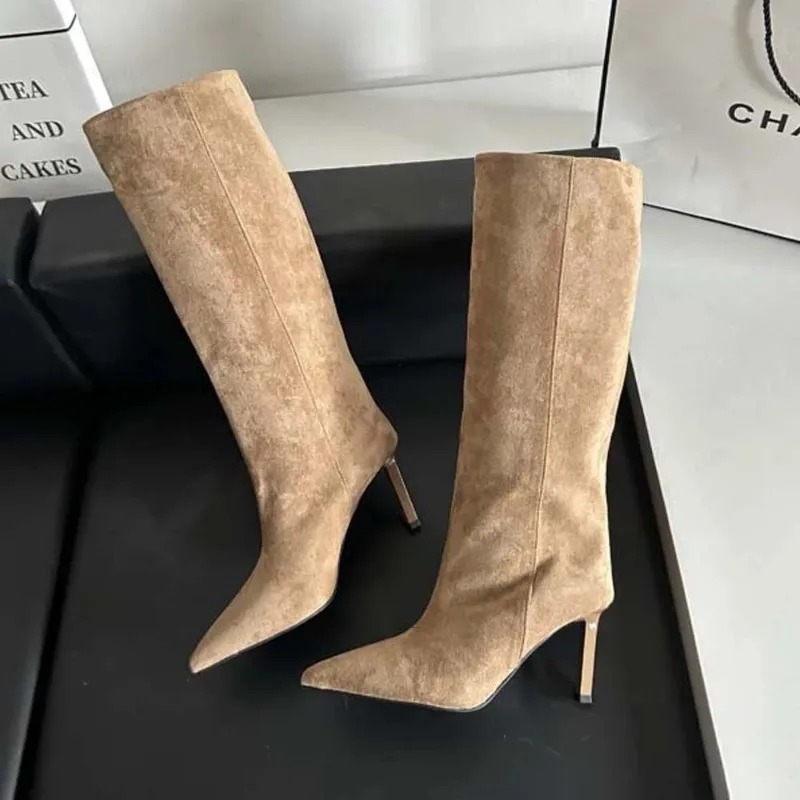 Luxury Women Long Boots Fashio - Embroidery Design บทวิจารณ์และราคา