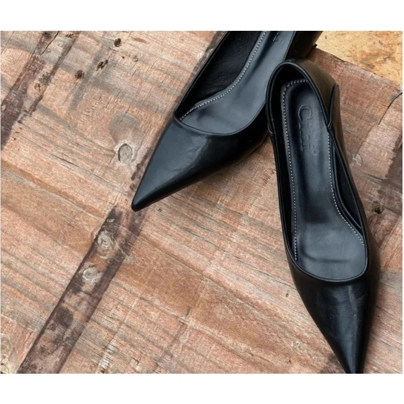 2024 Women Sexy High Heels Bur - Embroidery Flat Shoes บทวิจารณ์และราคา