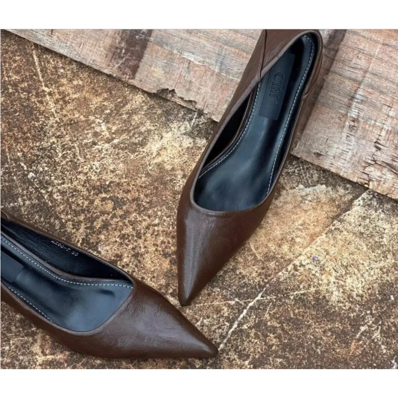 2024 Women Sexy High Heels Bur - Embroidery Flat Shoes บทวิจารณ์และราคา