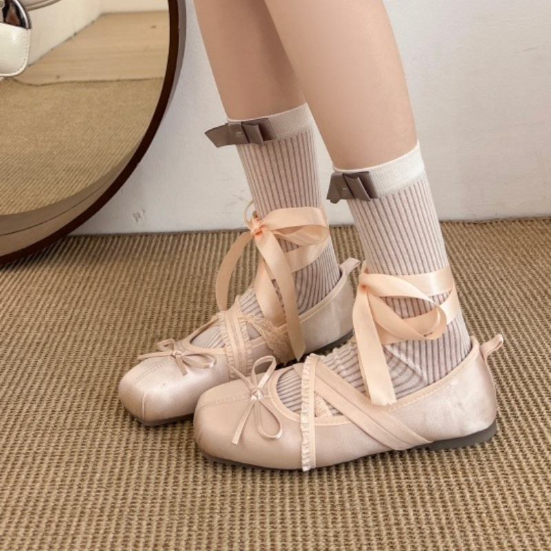 New Spring Comfortable Lace-up - Embroidery Flat Shoes บทวิจารณ์และราคา