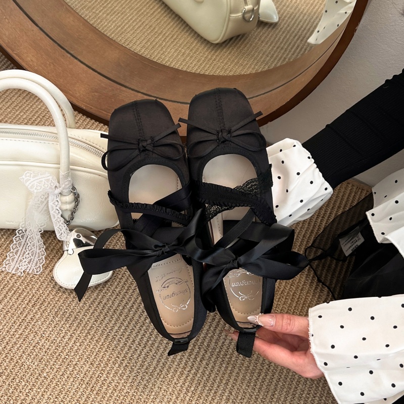 New Spring Comfortable Lace-up - Embroidery Flat Shoes บทวิจารณ์และราคา
