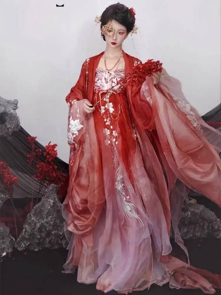 Women In Hanfu Heavy Embroider - Embroidery Dress บทวิจารณ์และราคา