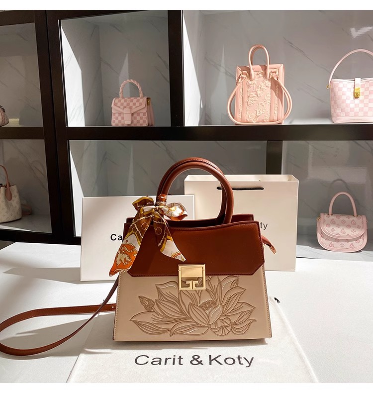 Chinese Embroidery Floral Wome - Embroidery Texture บทวิจารณ์และราคา