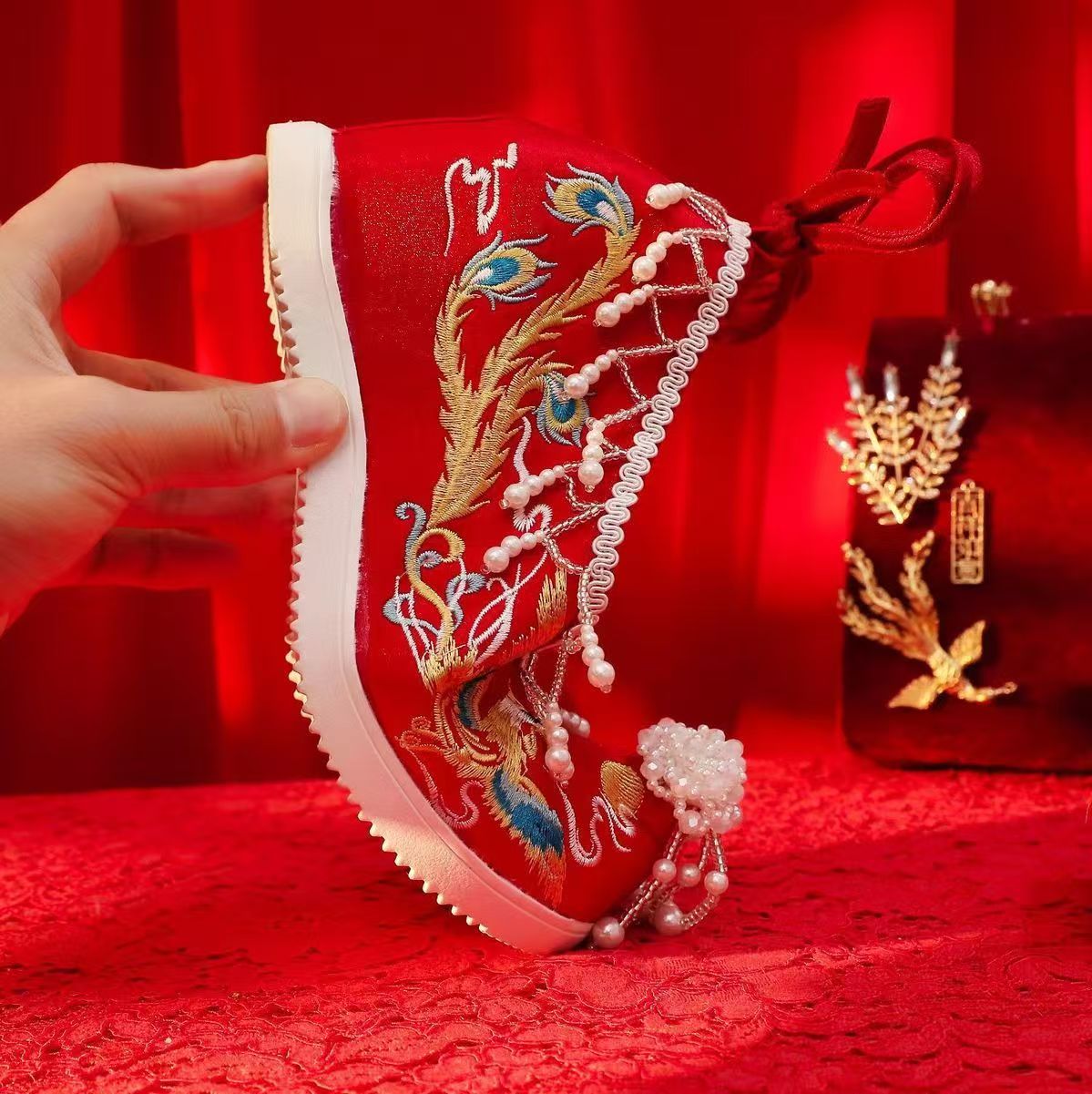 Women New Red Embroidered Wedd - Embroidery Canvas บทวิจารณ์และราคา