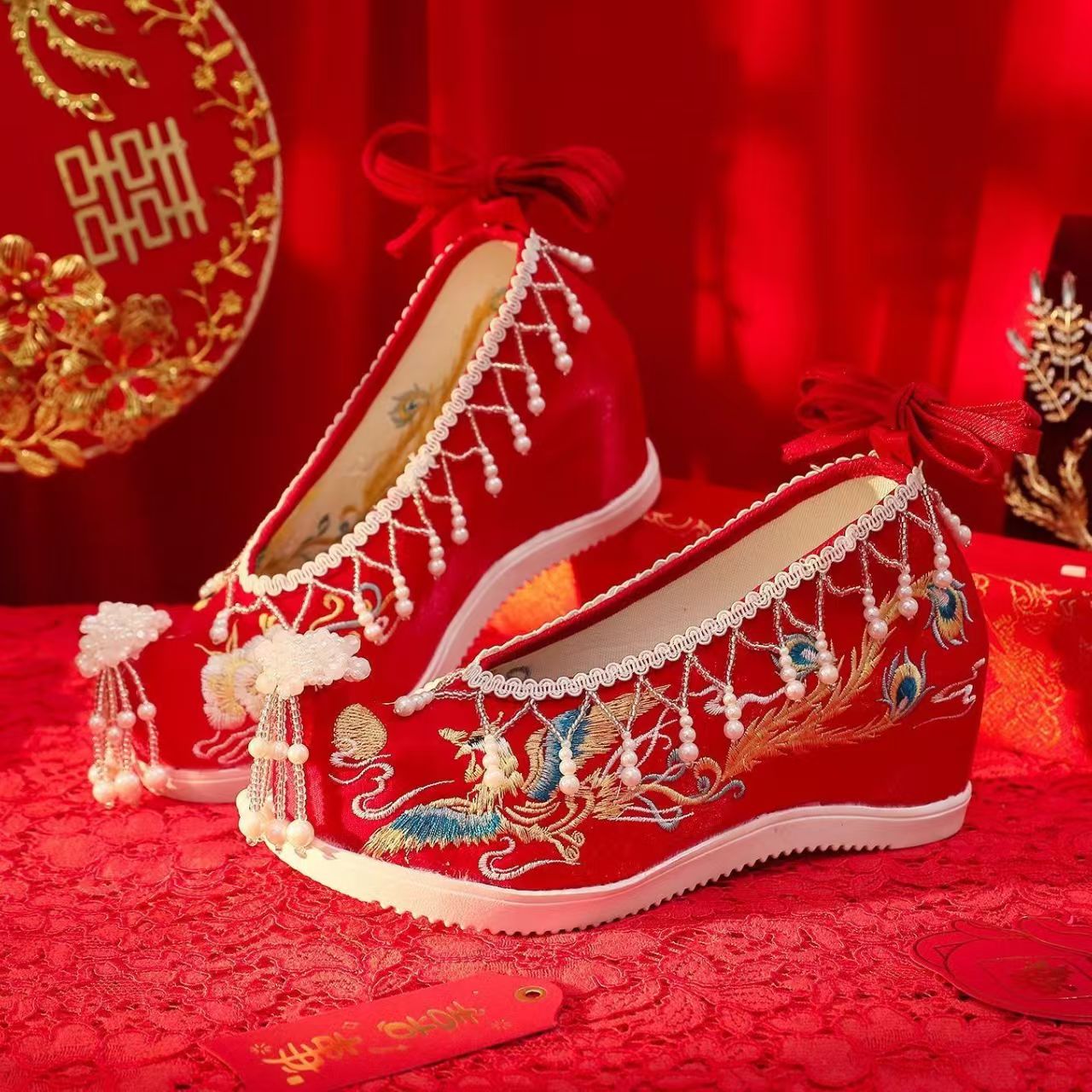Women New Red Embroidered Wedd - Embroidery Canvas บทวิจารณ์และราคา